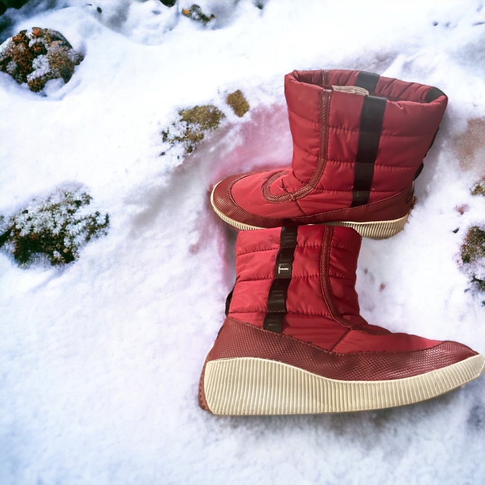 Snow Boots